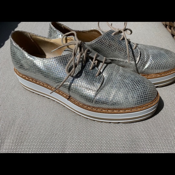 Browns B2 silver platform shoes - Picture 1 of 4
